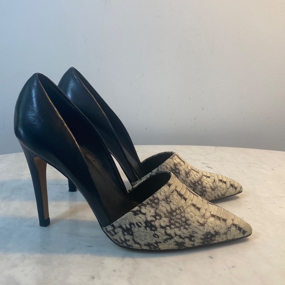 Aldo D'Orsay Snake Embossed Pumps - Picture 5 of 12